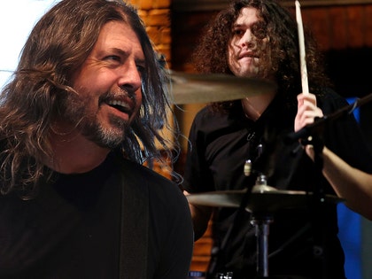 dave grohl Ilan Rubin getty comp