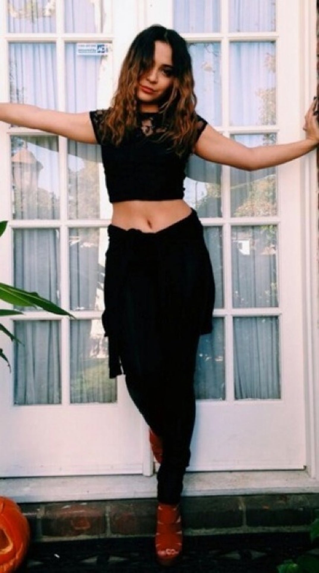 0412_stella_hudgens_sexy26