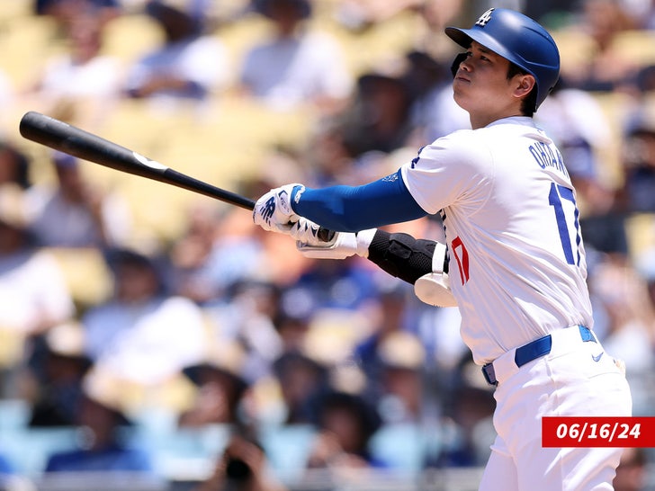 Dodgers Reveal Second Shohei Ohtani Bobblehead With Dog, Decoy!