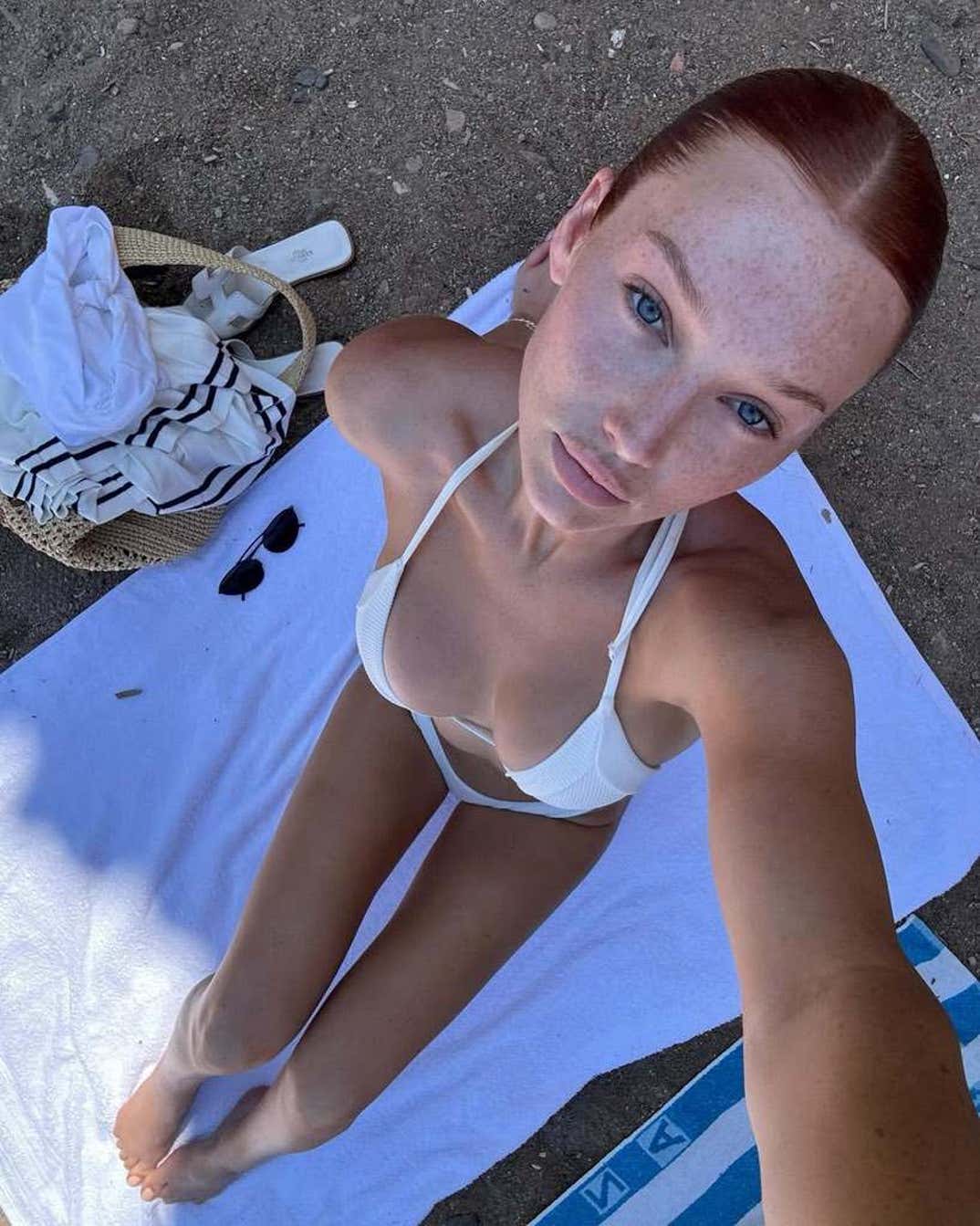 0121 Meredith Duxbury Hot Shots 7