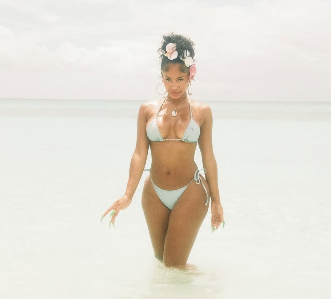 Saweetie Hot Shots 6