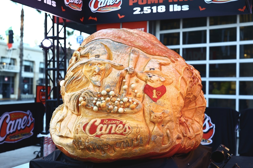 Cane's Unveiling Giant Pumpkin 14