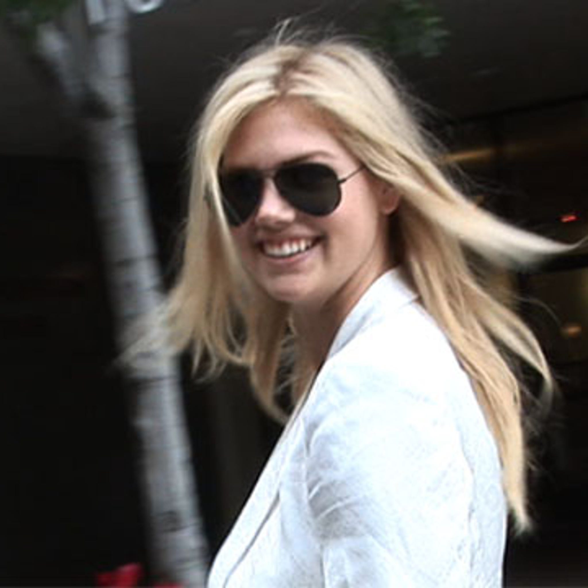 Kate Upton: Will I Date a NORMAL Guy?