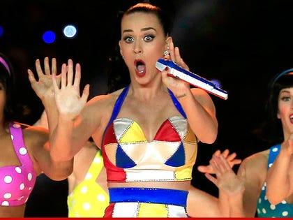 0202-katy-perry-cleavage-super-bowl-GETTY-01