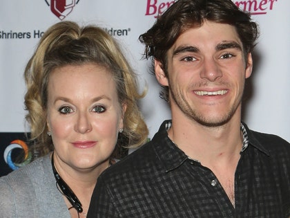 rj mitte dyna mitte getty
