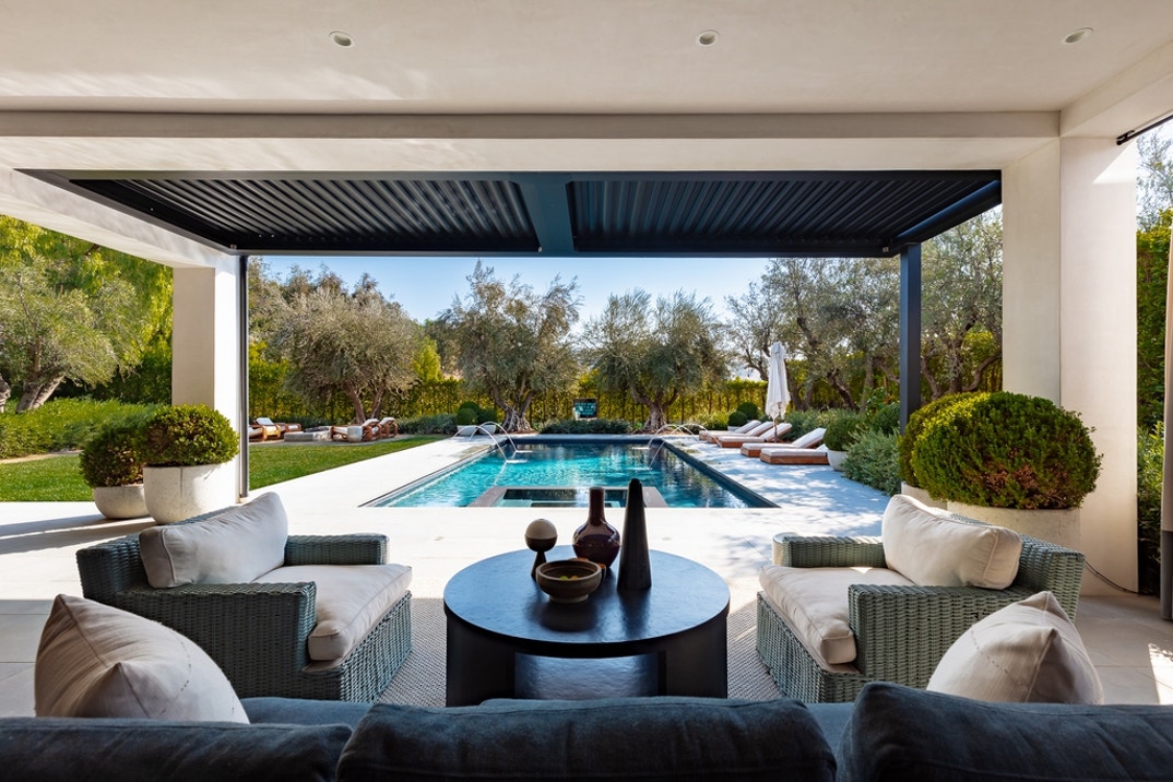 Lori Loughlin & Mossimo Home 43