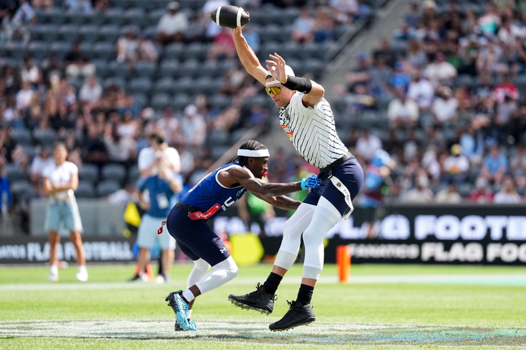 Tom Brady and Shawn Theard Jr.