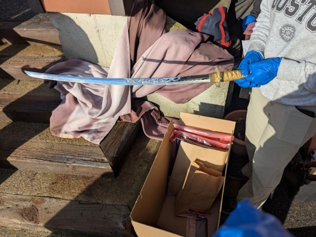 Massachusetts Weapons Trump 4