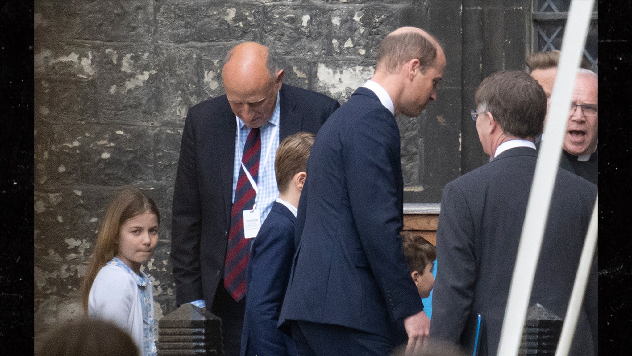Prinz William, Kate Middleton und ihre Kinder kommen zur Krönungsprobe