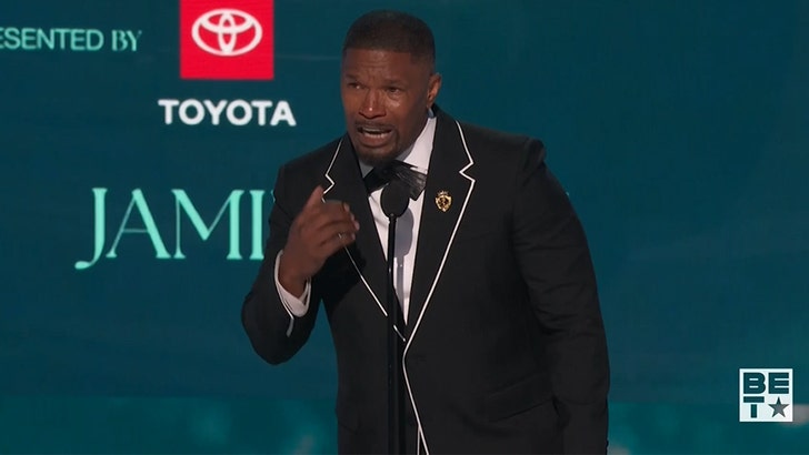 061025_jamie_foxx_kal