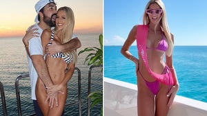 0107-Emma-Hernan-Bahamas-hero