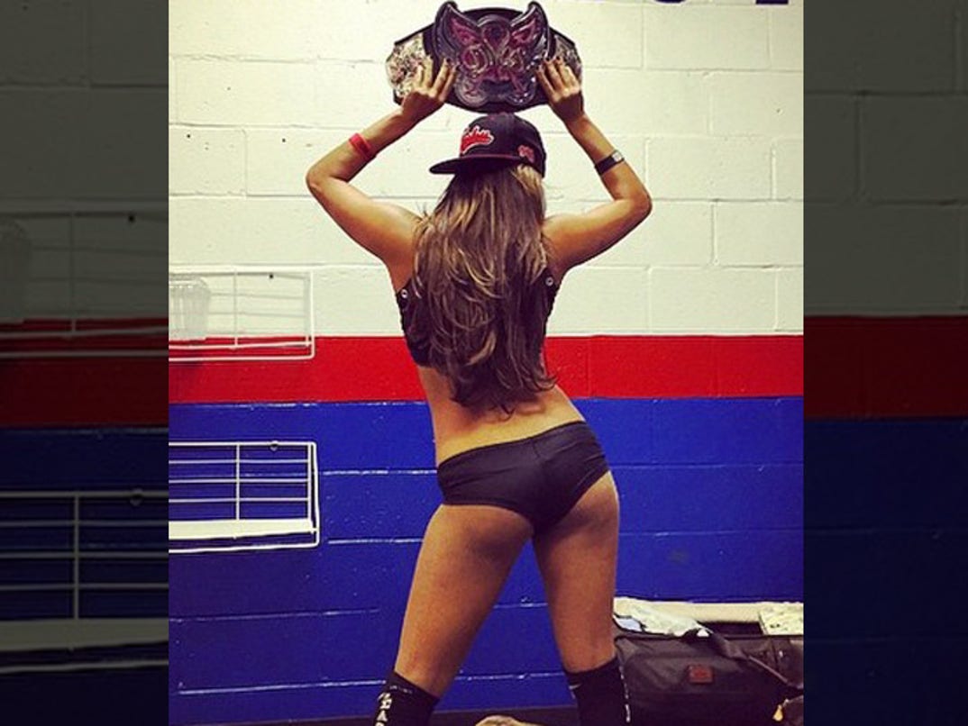 Nikki Bella Xnx - 25 Photos Of WWE Diva Nikki Bella To Make Her Your Main Event For #WCW