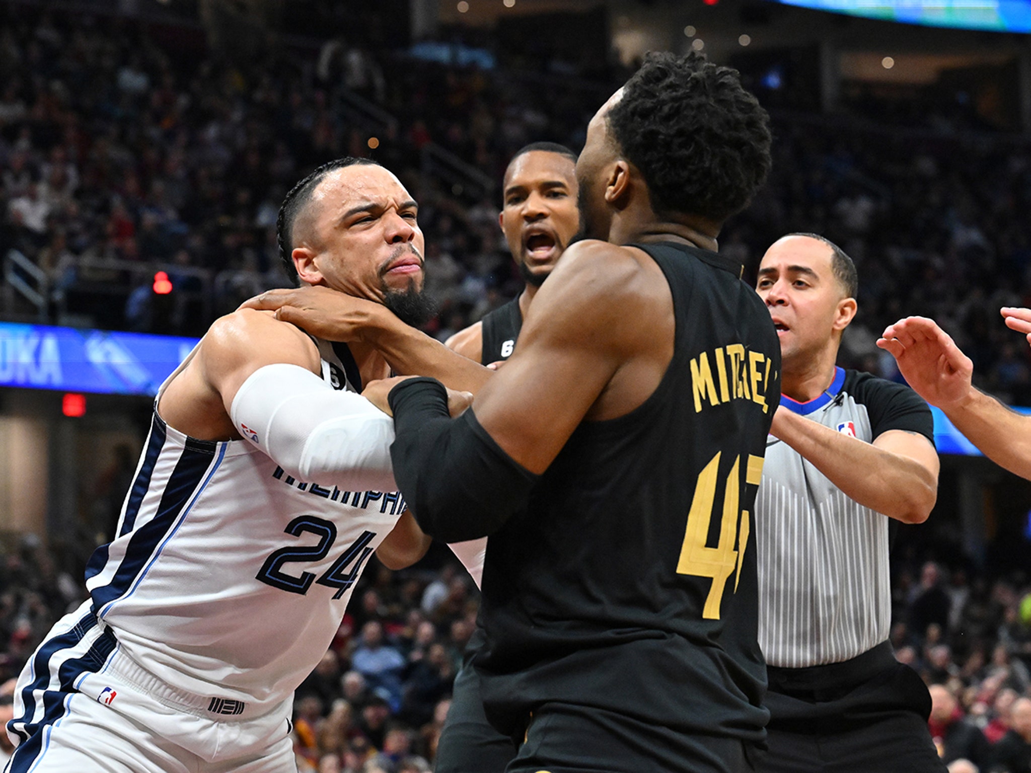 Cavaliers' Donovan Mitchell calls Grizzlies' Dillon Brooks dirty player  after scuffle