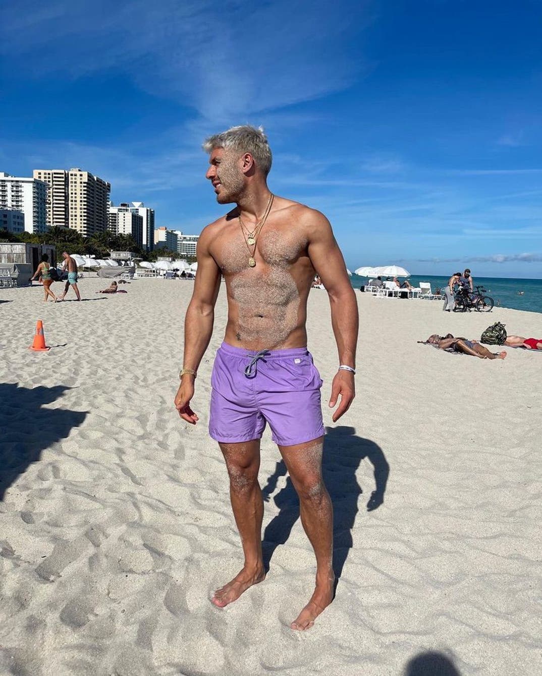 0613 Chris Appleton Shirtless Shots 5
