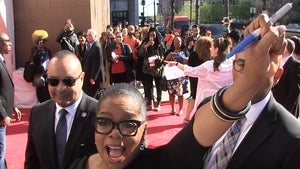 Oprah -- Leads Chant Supporting Harriet Tubman $20 Bill!!! (VIDEO)