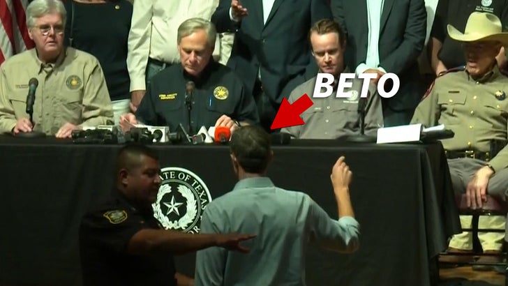 Beto O'Rourke Confronts Texas Governor Abbott at School Shooting Press Conference.jpg