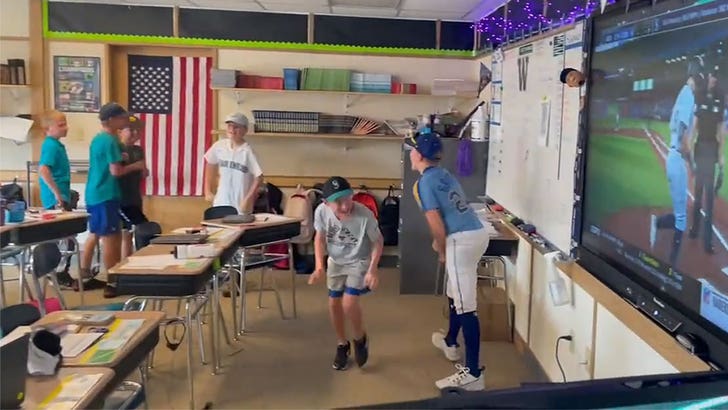 Mariners' Cal Raleigh Visits School After HR Reaction Video Goes Viral