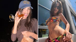 0617-Emily-Ratajkowski-Summer-Vacay-PRIMARY