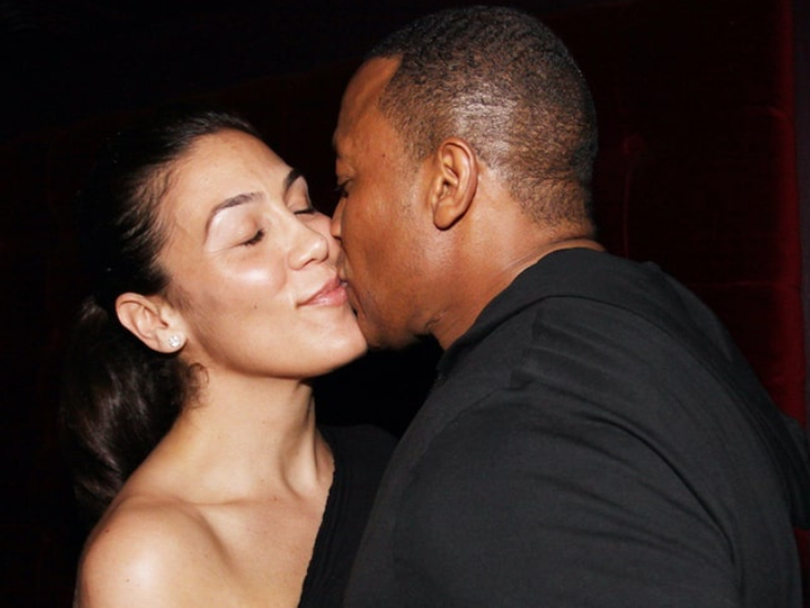Dr. Dre and Nicole Young -- Happier Times