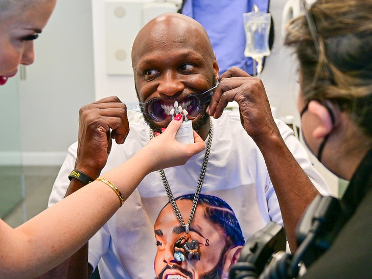 Lamar Odom Gets New Smile, $80,000 Veneer Procedure.jpg