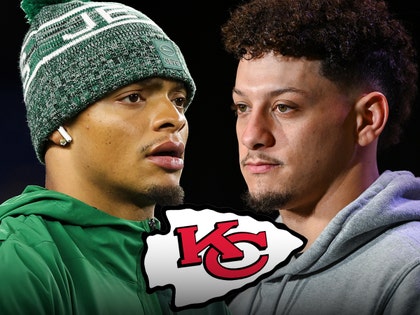 patrick-mahomes-justin-fields-main-getty-1