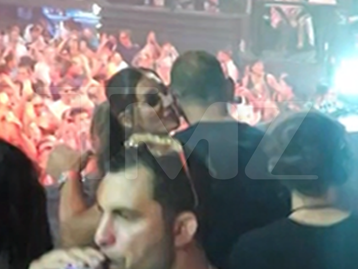 092226_alex_rodriguez_sub