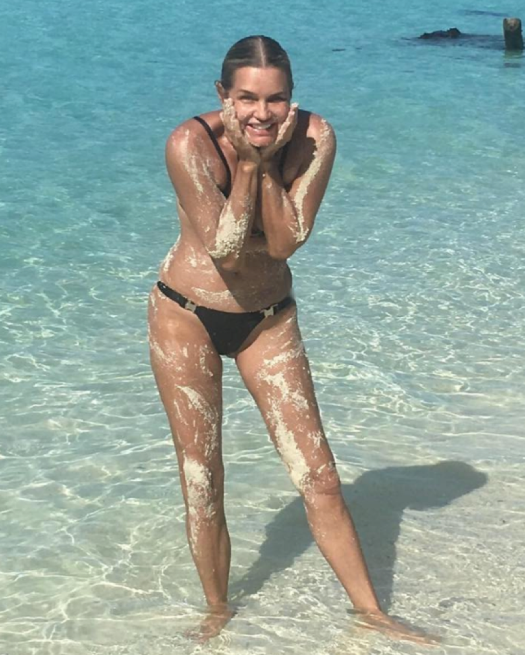 yolanda foster hadid hot photos-10