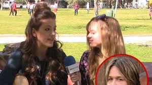 100725_keith_urban_guitarist_primary