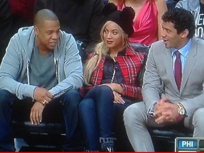 0203_jayz_beyonce_russel_wilson_basketball_game