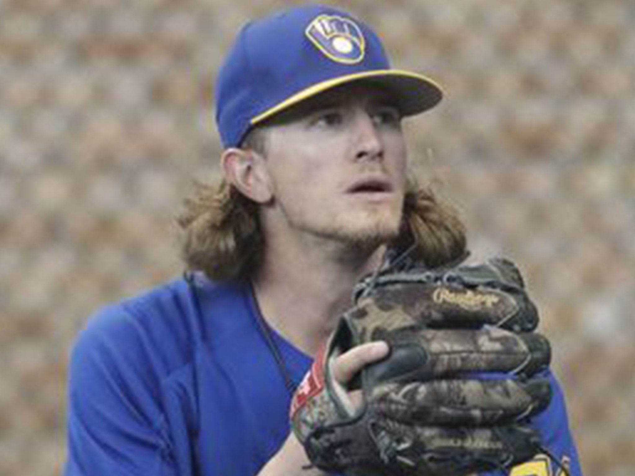 Brewers fans cheered Josh Hader. NFL fans should treat kneeling