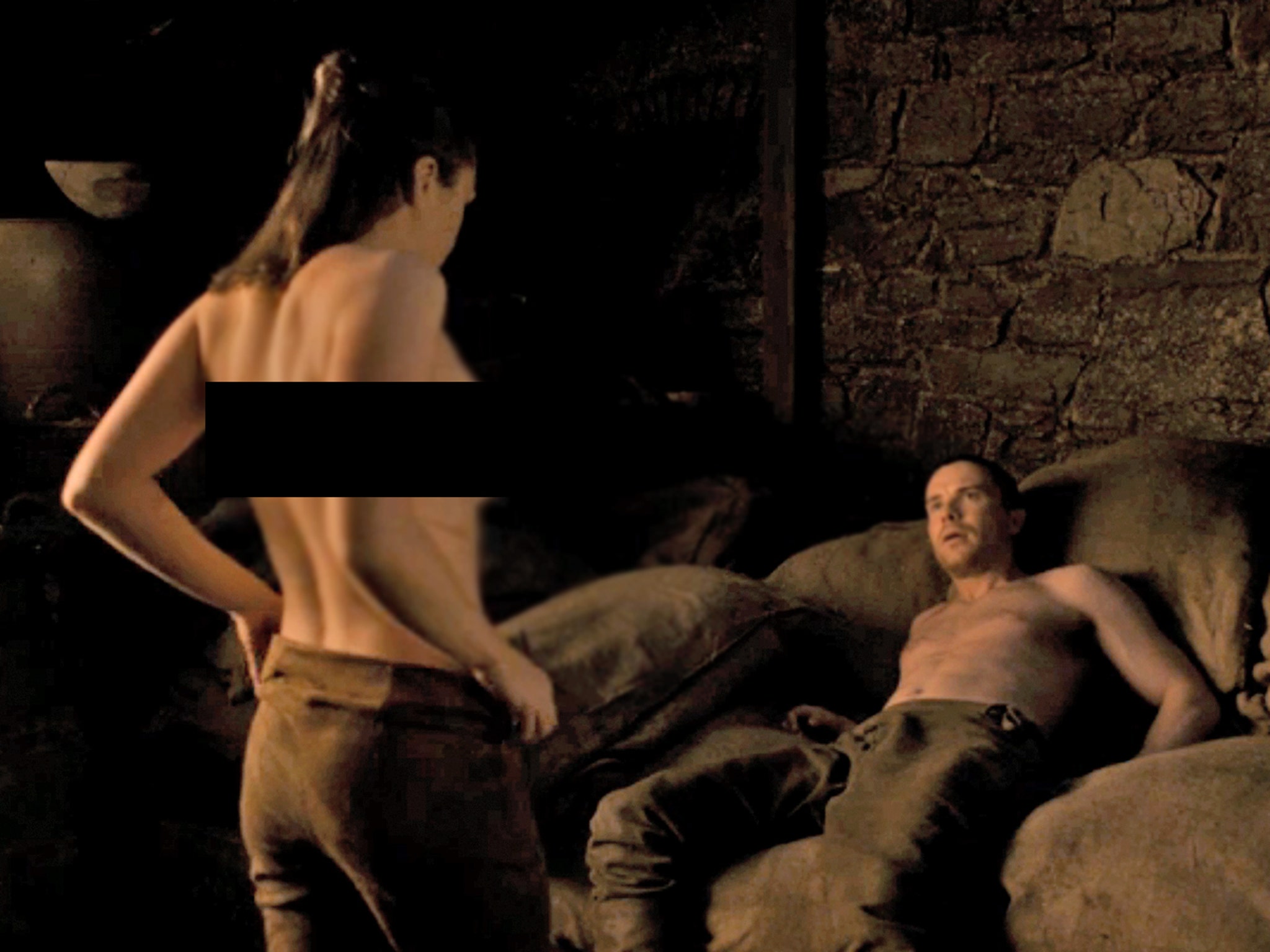Game of Thrones Fans Freak Out Over Arya Sex Scene, Immediately Check for Age! picture