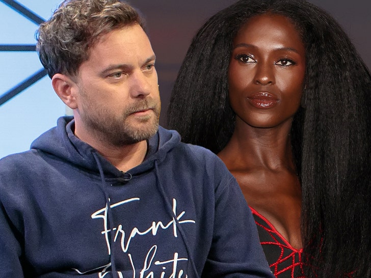 Joshua Jackson Jodie Turner Getty Comp