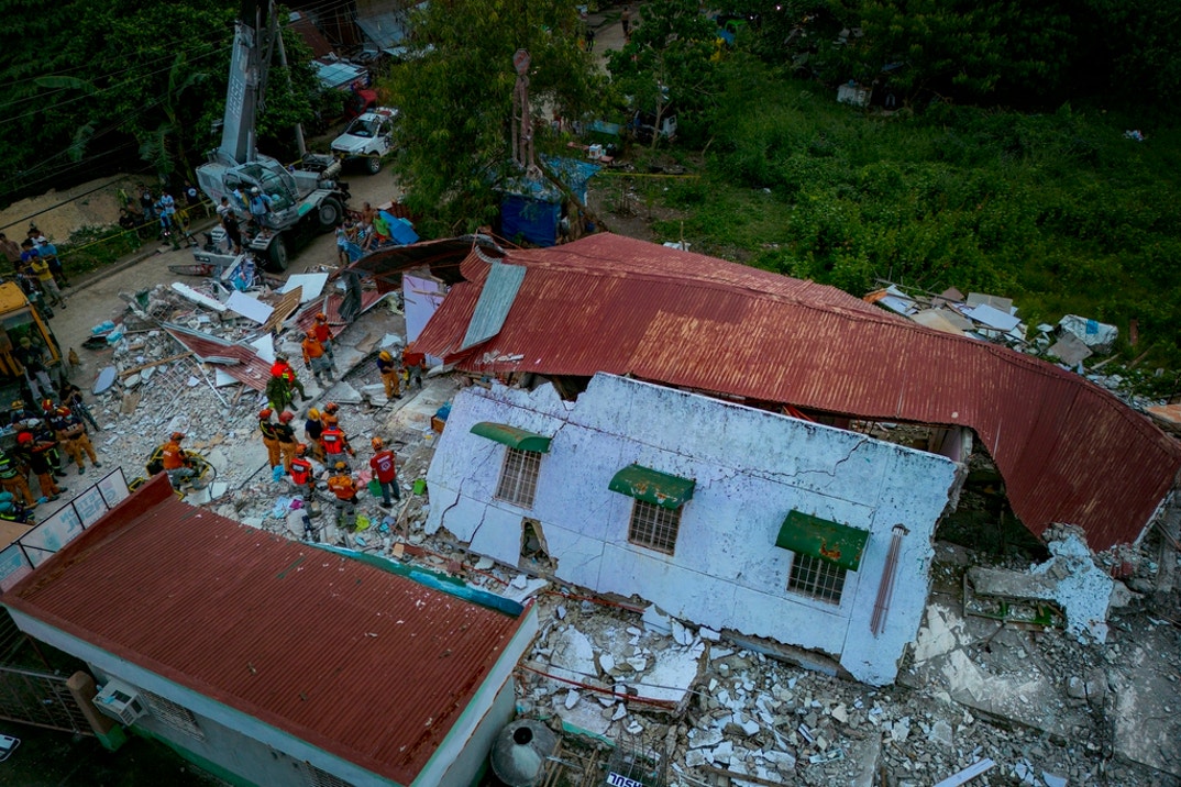 Philippines Earthquake Aftermath 7