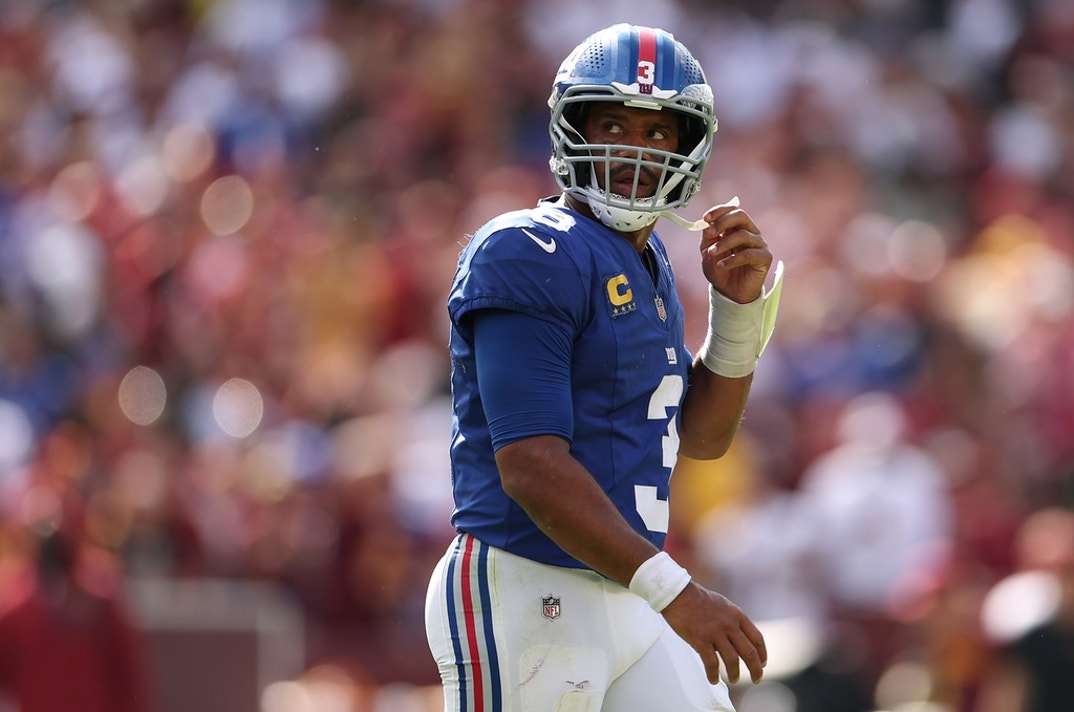 Russell Wilson On The Field 7