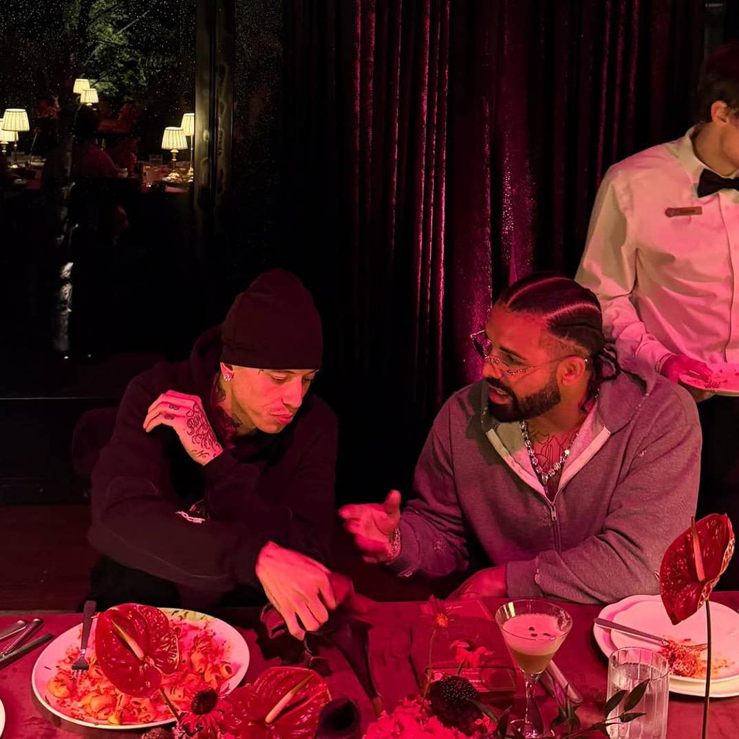 Drake Flexes Lavish Life 1