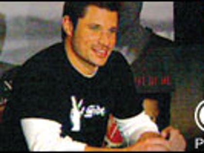 lachey_0510_180x100