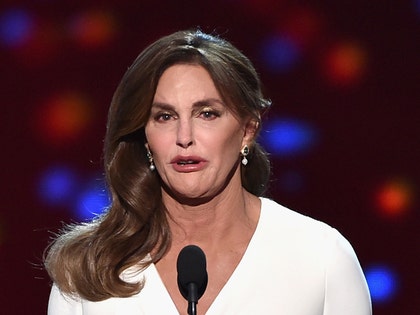 caitlyn_jenner_espy_awards_speech_photos_015