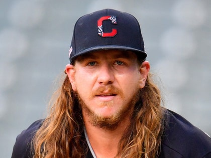 Woman Claims White Sox's Mike Clevinger Strangled Her, MLB Reportedly  Investigating