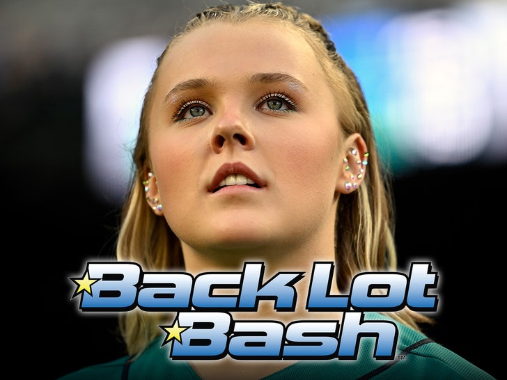 Backlot Bash JoJo Siwa Main Getty
