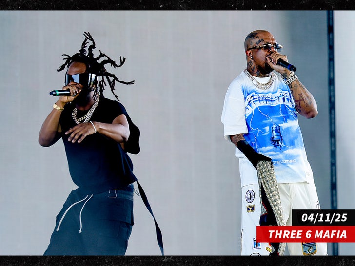 juicy j dj paul three 6 mafia sub getty swipe