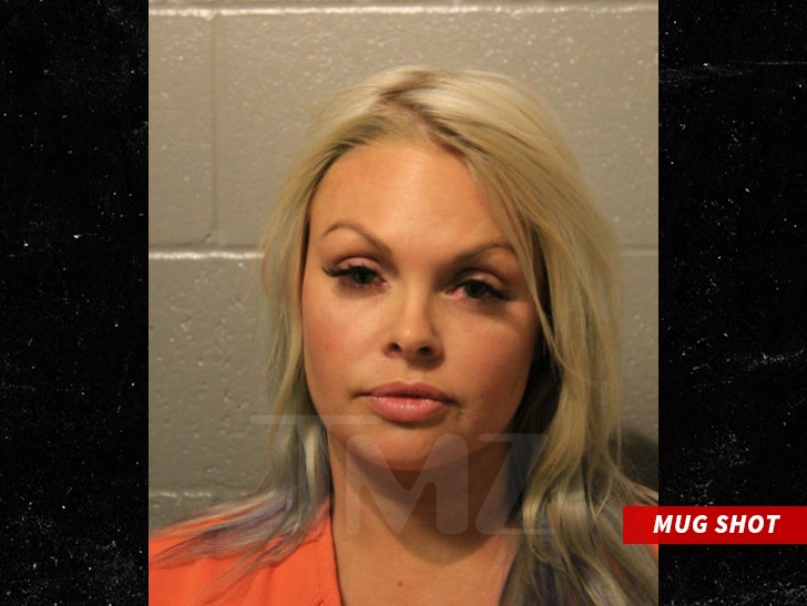 Public Peeing Porn - Porn Star Jesse Jane Arrested for Public Intoxication After ...