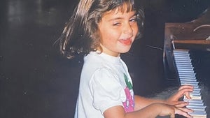 0805-Alyson-Stoner-Cute-Kids-hero