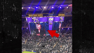 020426_dog_show_catherine_o_hara_primary