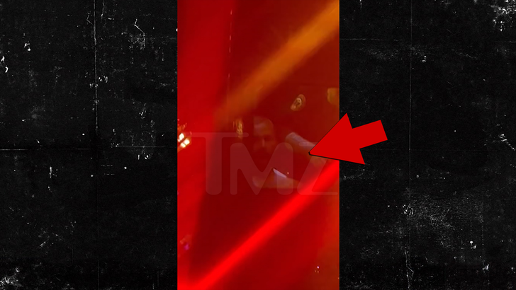 021726 chamada de ambulância shia labouf