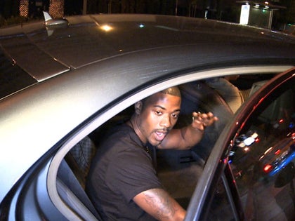 090111_ray_j_still