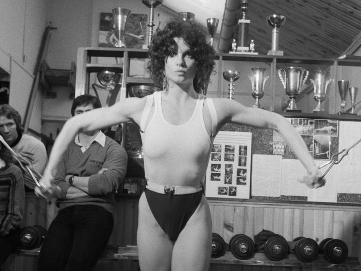 Bodybuilding Pioneer Lisa Lyon in Grave Condition From Cancer