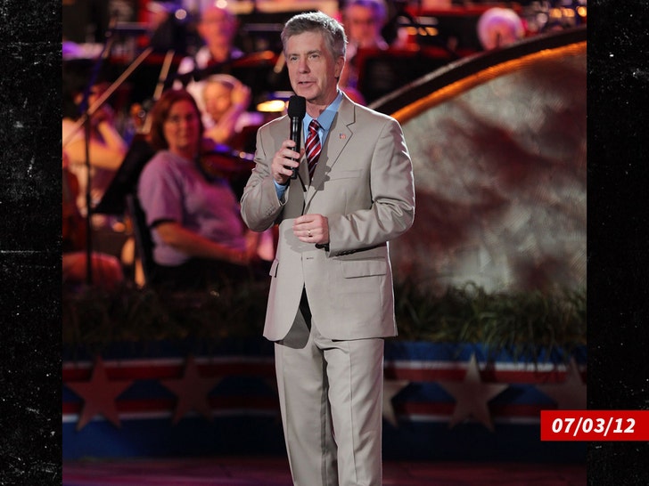 tom bergeron dwts getty sub shutter