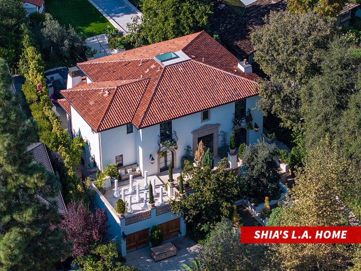 Shia-LeBeouf-casa-backgrid-1