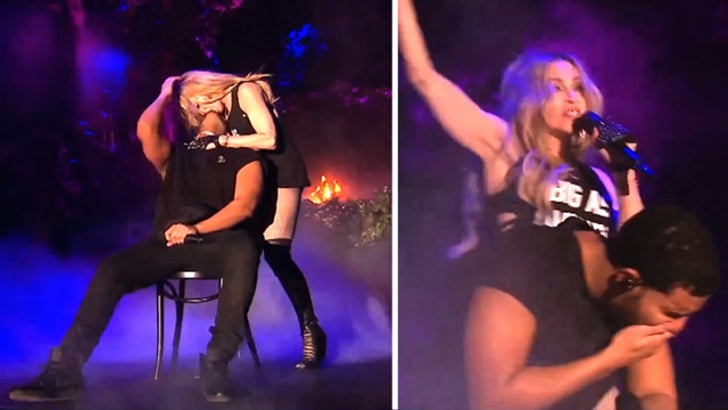 Drake I Wasn T Disgusted By Madonna Kiss It Was Her Gnarly Lipstick Video