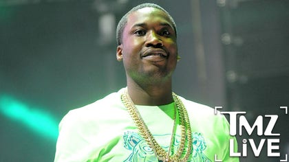 082117_live_thumbs_meek_site